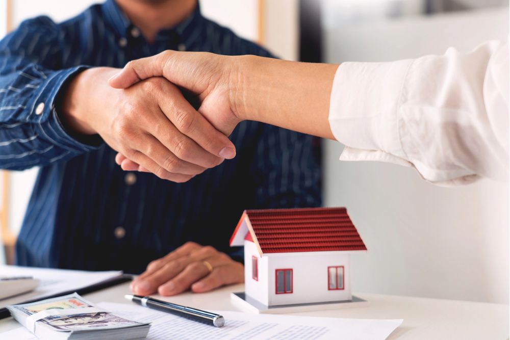 Relocating Sell Your Houston House Fast With Hero home buyers Relocating Sell Your Houston House Fast With Hero home buyers